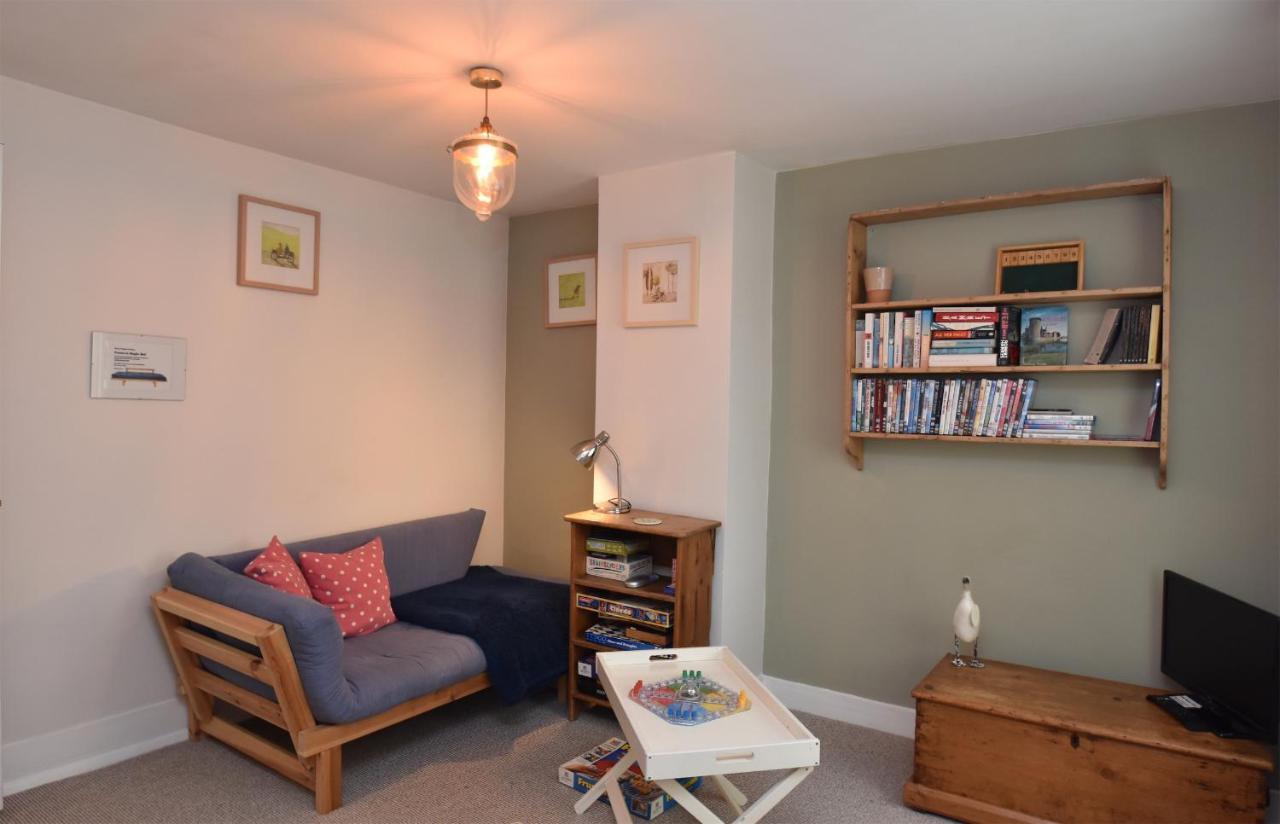 Daisy Tatham Cottage Рай Екстериор снимка